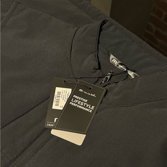 TravisMathew vest - Picture 1 of 8